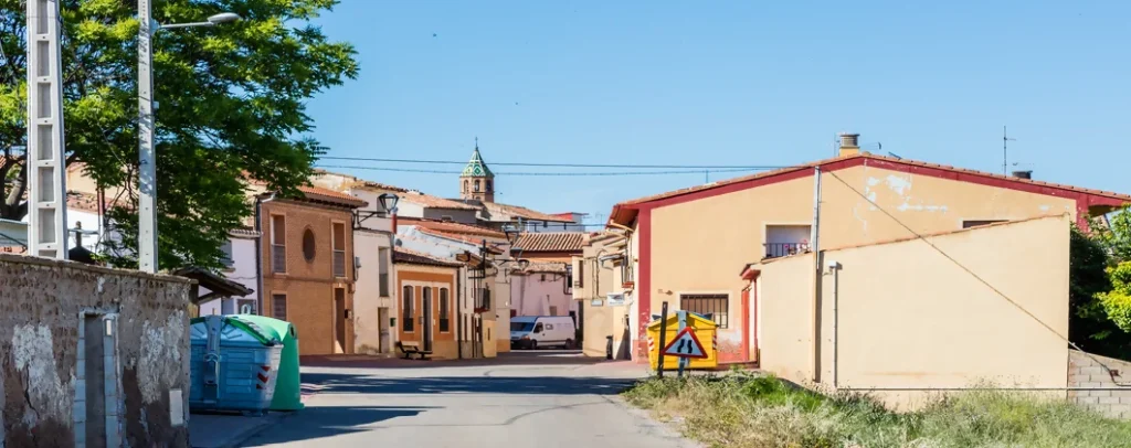 Servicios Vaciados En Fayos (Los)